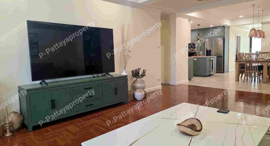 For sale 4 bedrooms condo in Bang Lamung, Chonburi