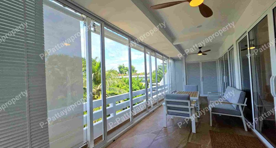 For sale 4 bedrooms condo in Bang Lamung, Chonburi