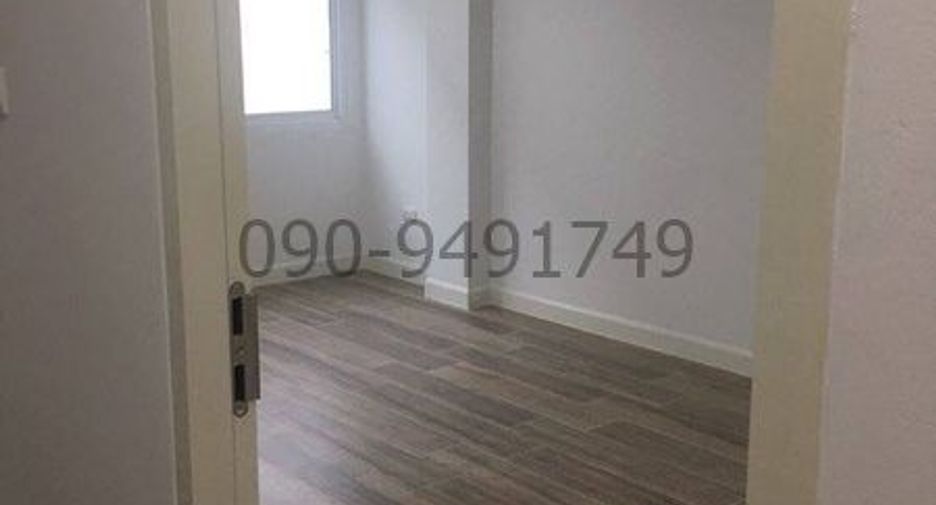For rent and for sale 3 bedrooms townhouse in Lat Phrao, Bangkok