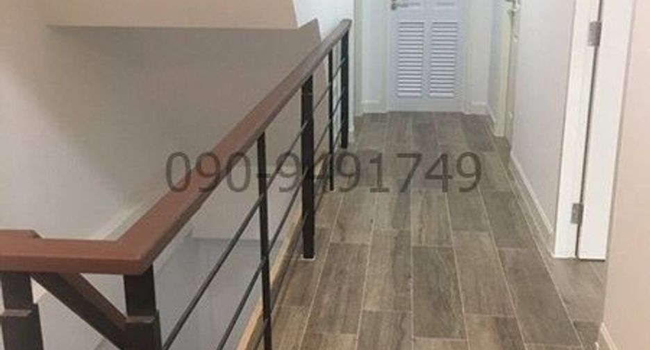 For rent and for sale 3 bedrooms townhouse in Lat Phrao, Bangkok