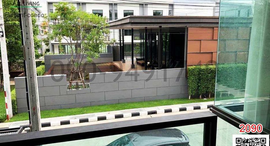 For rent 3 bedrooms townhouse in Bueng Kum, Bangkok