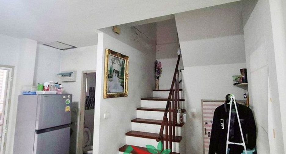 Reihenhaus zum Kauf mit 2 Zimmer in Lam Luk Ka, Pathum Thani