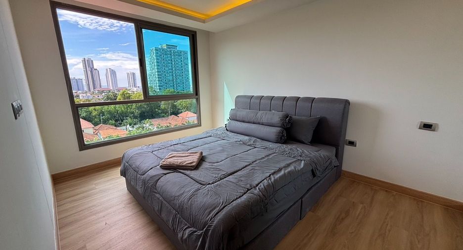 For sale 2 ベッドルーム condo in Bang Lamung, Chonburi
