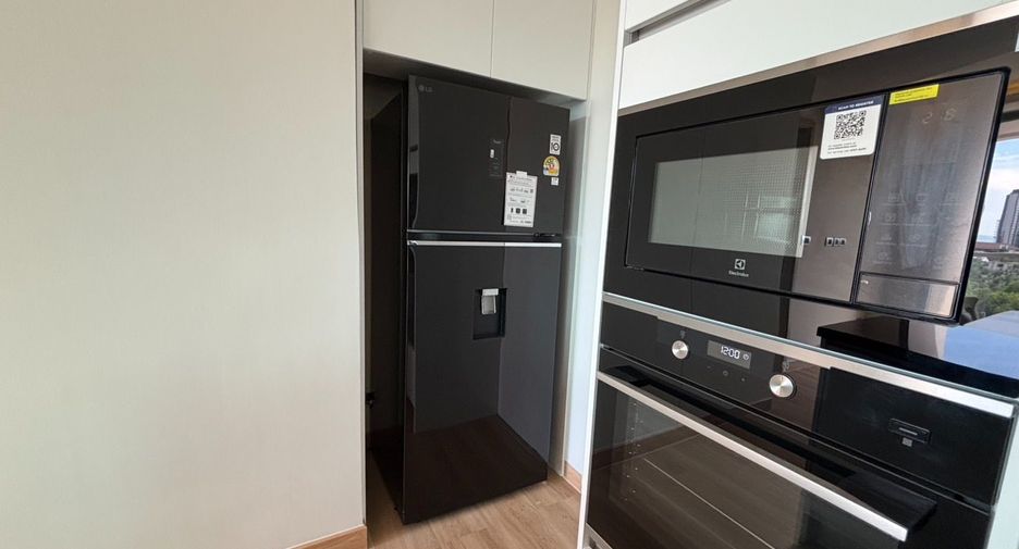 For sale 2 ベッドルーム condo in Bang Lamung, Chonburi