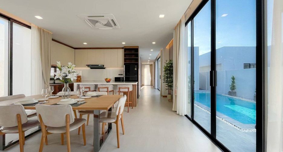 Villa en alquiler y en venta de 3 habitaciones en Bang Lamung, Chonburi
