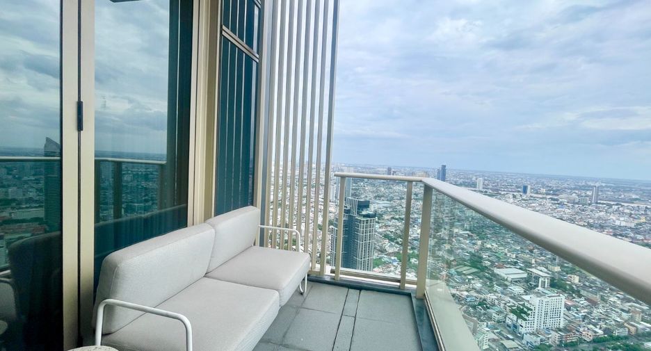 À louer 3 chambres condo à Bang Kho Laem, Bangkok