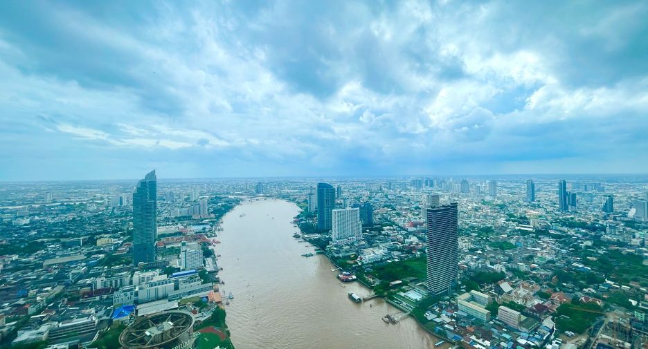À louer 3 chambres condo à Bang Kho Laem, Bangkok