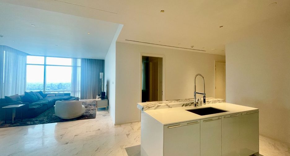 À louer 3 chambres condo à Bang Kho Laem, Bangkok
