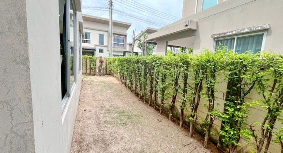 For sale 4 bedrooms house in Mueang Chon Buri, Chonburi