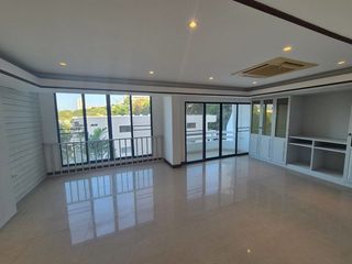 出售 8 卧室 商业空间 在 Bang Lamung, Chon Buri