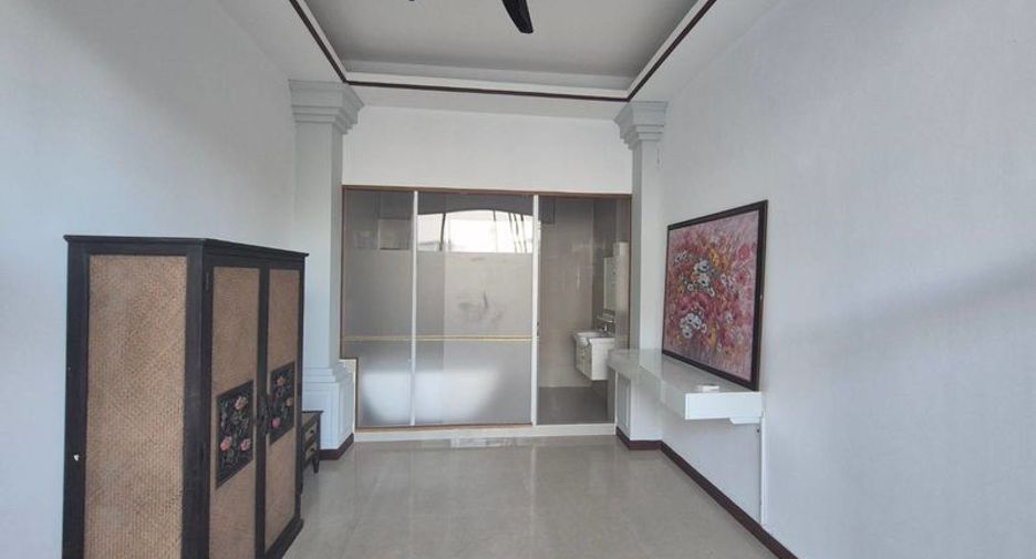 For sale 8 bedrooms retail Space in Bang Lamung, Chonburi