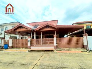 Casa en venta de 3 habitaciones en Phutthamonthon, Nakhon Pathom
