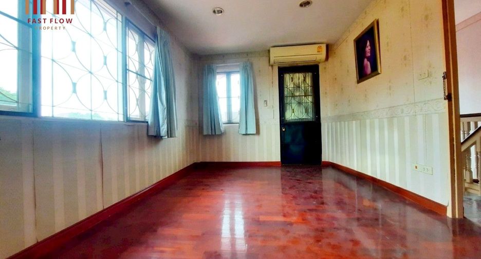 Casa en venta de 3 habitaciones en Phutthamonthon, Nakhon Pathom