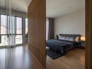 Casa adosada en alquiler de 2 habitaciones en Saphan Sung, Bangkok