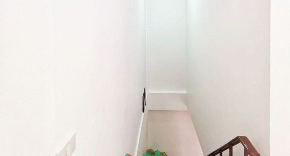 For sale 2 bedrooms townhouse in Khlong Sam Wa, Bangkok