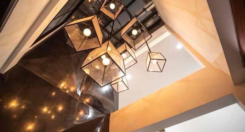 Haus zum Kauf mit 4 Zimmer in Watthana, Bangkok