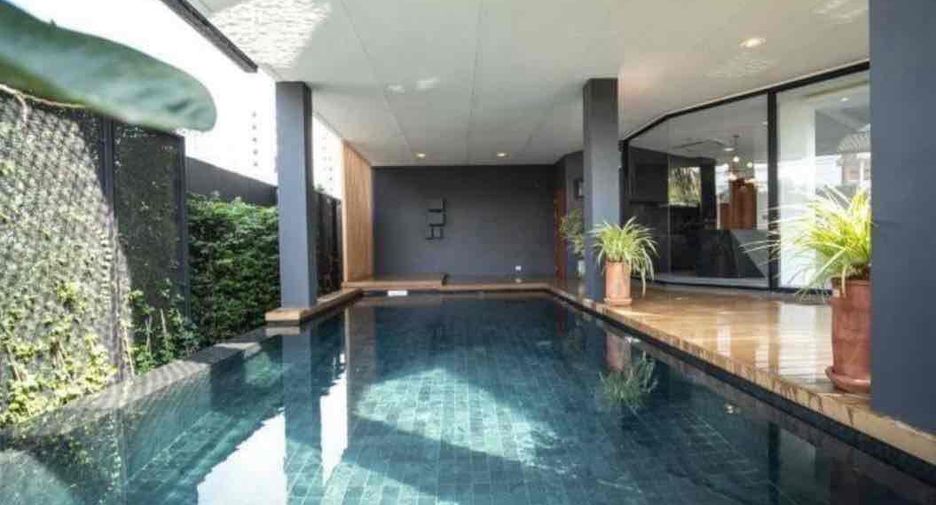 Haus zum Kauf mit 4 Zimmer in Watthana, Bangkok