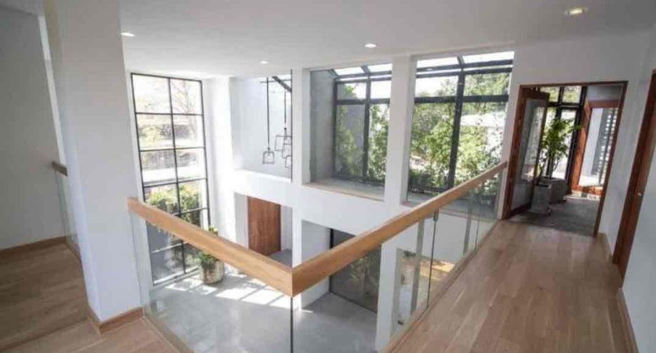 Haus zum Kauf mit 4 Zimmer in Watthana, Bangkok