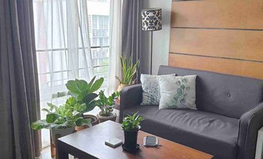 For rent and for sale 1 bed condo in Watthana, Bangkok