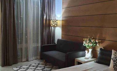 For rent and for sale 1 bed condo in Watthana, Bangkok