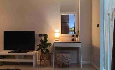 For rent and for sale 1 bed condo in Watthana, Bangkok
