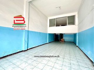 For rent 6 bedrooms retail Space in Lak Si, Bangkok