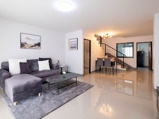 For sale 3 bedrooms townhouse in Mueang Chiang Mai, Chiang Mai
