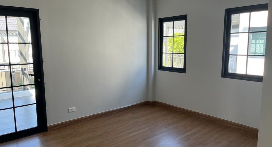 For rent and for sale 4 bedrooms house in Bang Phli, Samut Prakan