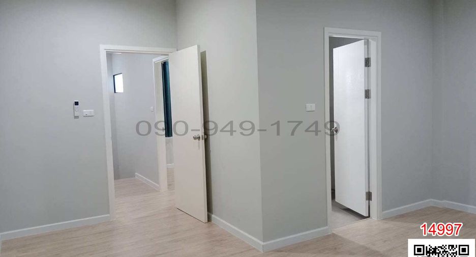 For rent 3 bedrooms townhouse in Min Buri, Bangkok