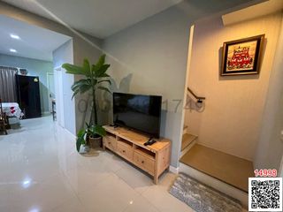 Casa adosada en alquiler de 3 habitaciones en Bueng Kum, Bangkok
