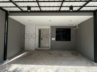 For rent 4 bedrooms townhouse in Bang Khen, Bangkok