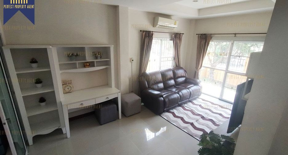 For sale 3 bedrooms house in Mueang Samut Prakan, Samut Prakan