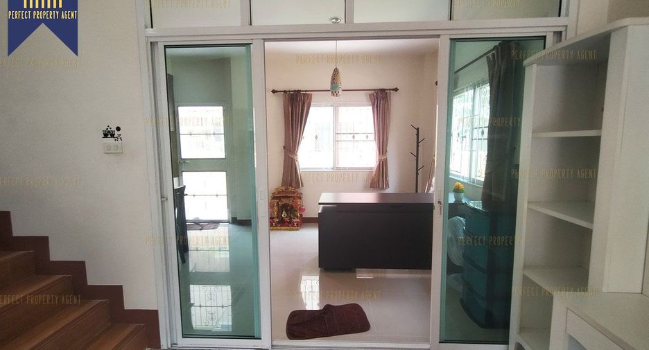 For sale 3 bedrooms house in Mueang Samut Prakan, Samut Prakan