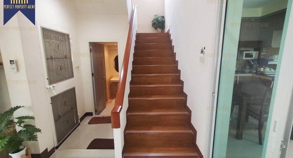 For sale 3 bedrooms house in Mueang Samut Prakan, Samut Prakan