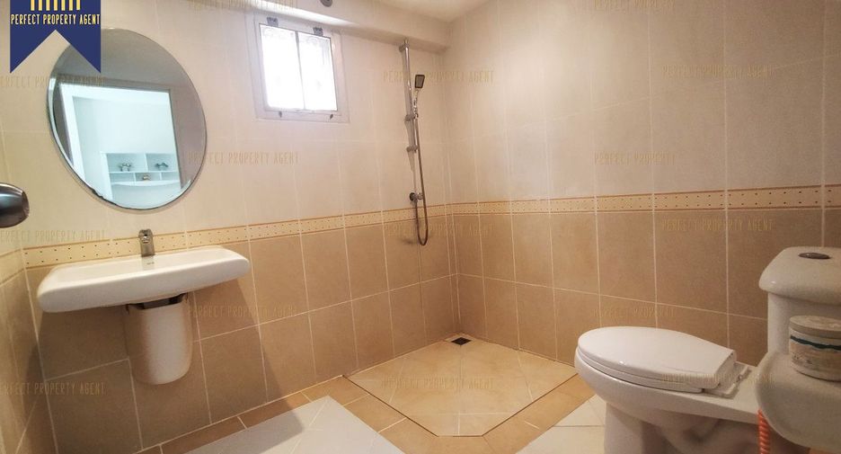 For sale 3 bedrooms house in Mueang Samut Prakan, Samut Prakan