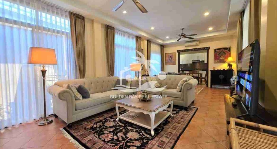 Casa en alquiler de 3 habitaciones en Bang Lamung, Chonburi