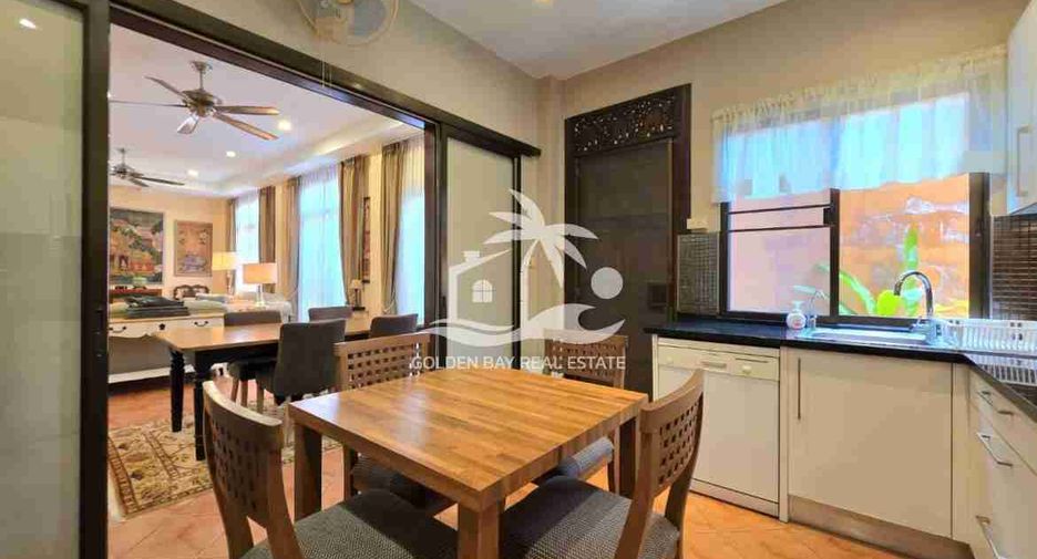 Casa en alquiler de 3 habitaciones en Bang Lamung, Chonburi