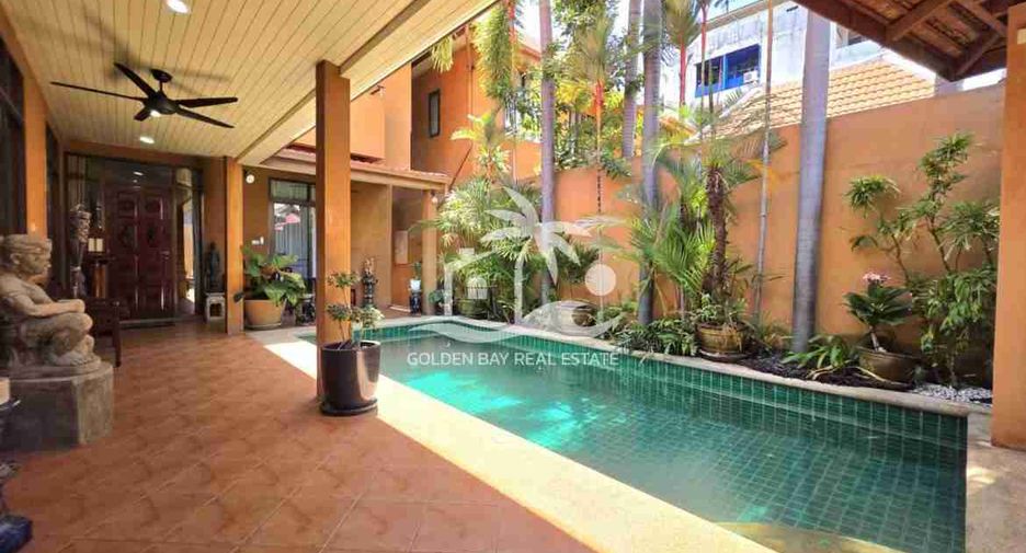 Casa en alquiler de 3 habitaciones en Bang Lamung, Chonburi