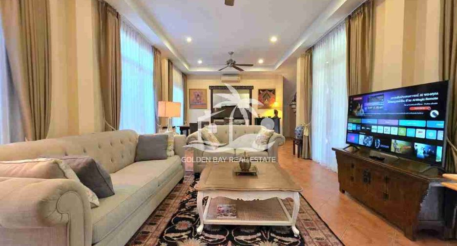 Casa en alquiler de 3 habitaciones en Bang Lamung, Chonburi