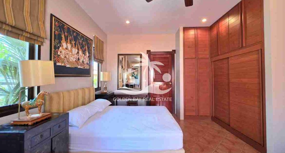 Casa en alquiler de 3 habitaciones en Bang Lamung, Chonburi