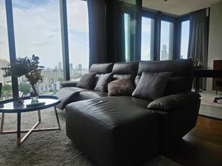 For rent and for sale 2 bed condo in Khlong Toei, Bangkok