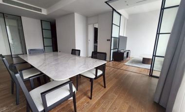 For rent 2 bed condo in Pathum Wan, Bangkok
