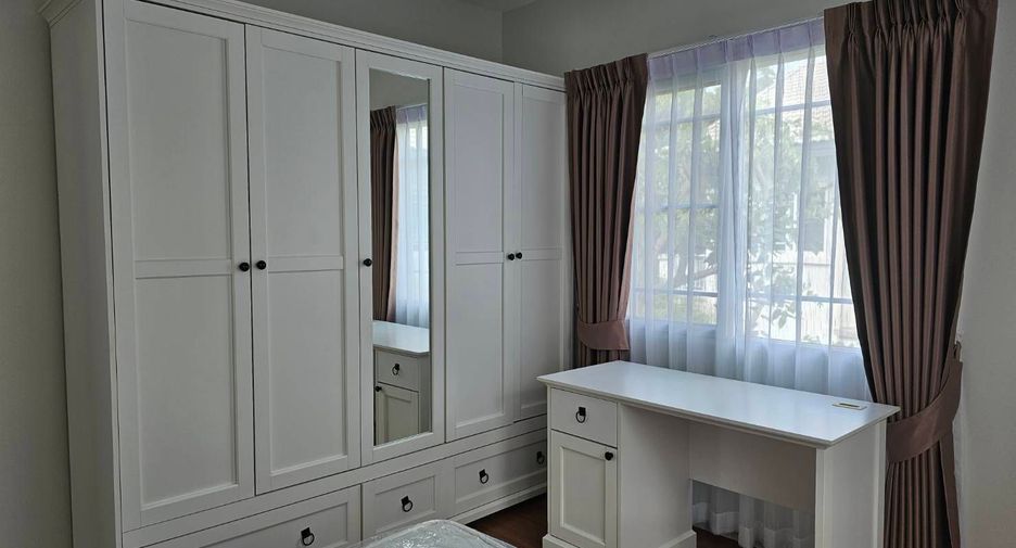 For rent 3 bedrooms house in Prawet, Bangkok