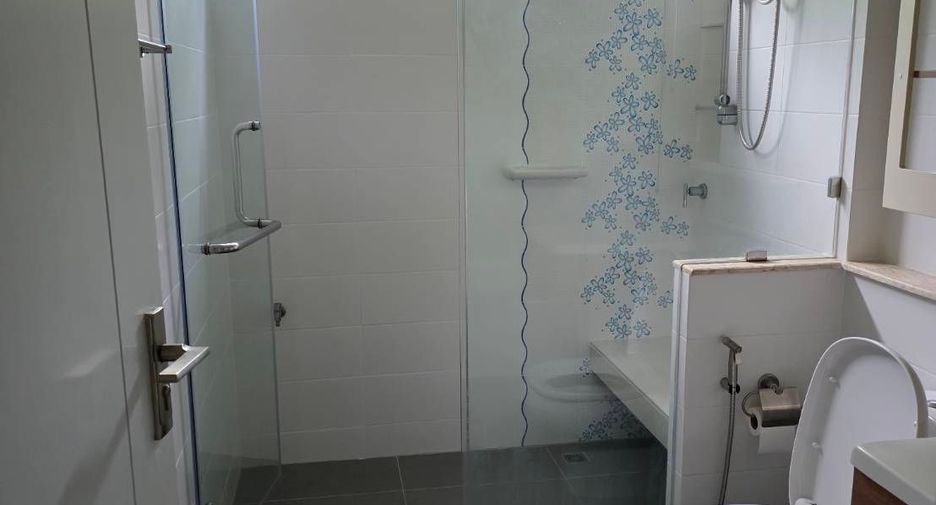 For rent 3 bedrooms house in Prawet, Bangkok
