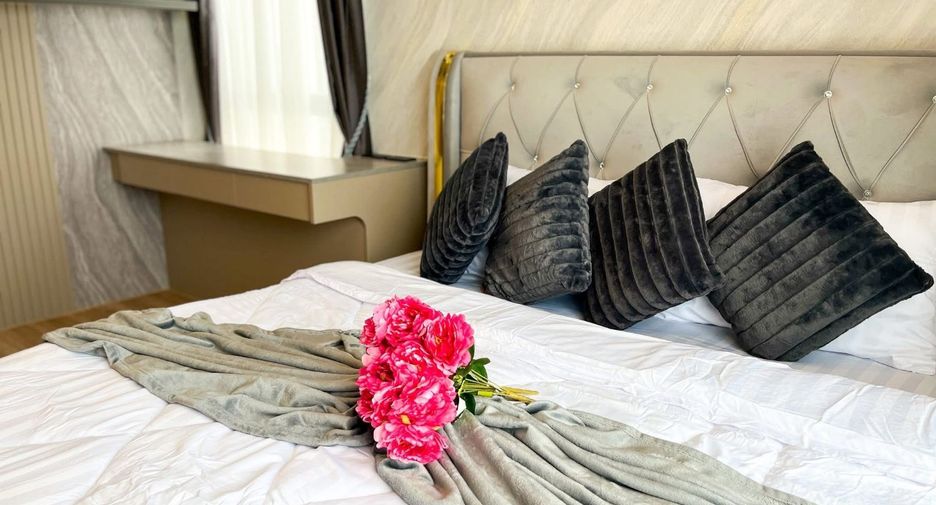 Villa zum Kauf mit 4 Zimmer in Bang Lamung, Chonburi