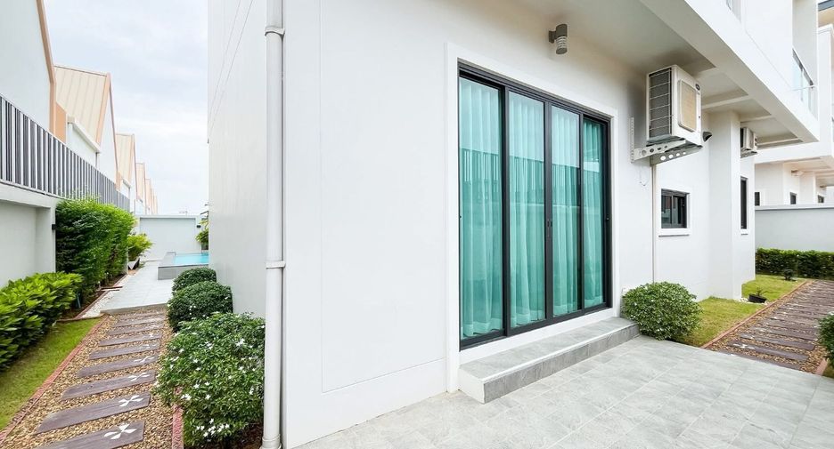 Villa zum Kauf mit 4 Zimmer in Bang Lamung, Chonburi