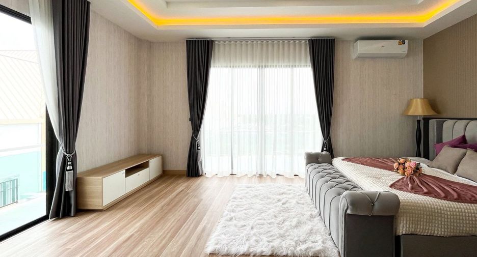 Villa zum Kauf mit 4 Zimmer in Bang Lamung, Chonburi