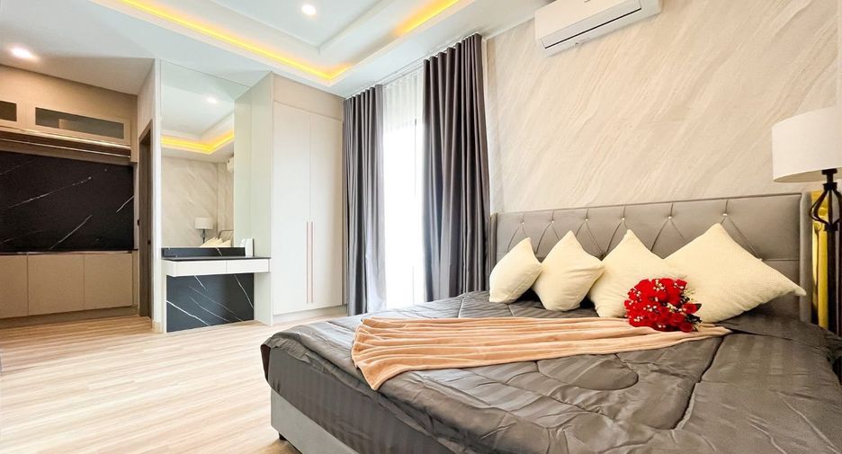 Villa zum Kauf mit 4 Zimmer in Bang Lamung, Chonburi