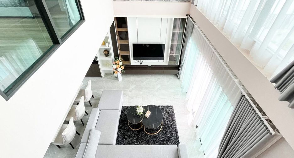Villa zum Kauf mit 4 Zimmer in Bang Lamung, Chonburi