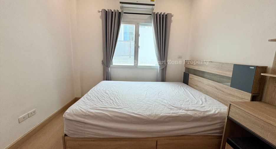 For rent and for sale 3 bedrooms townhouse in Si Racha, Chonburi